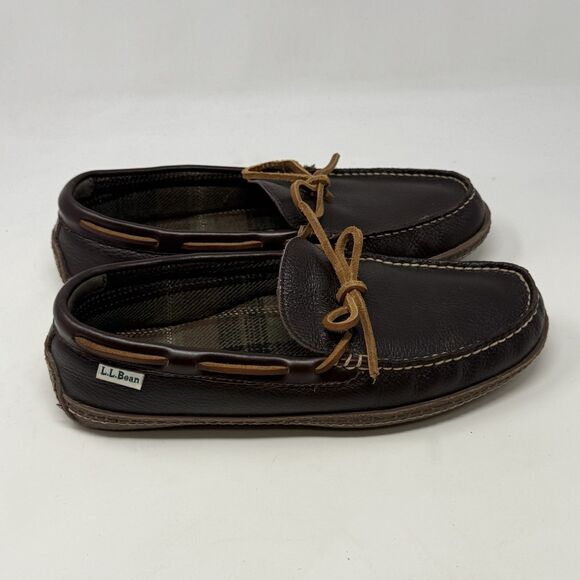 LL Bean Slippers Mens 9 M Brown Leather Flannel Lined Handsewn Moccasin Shoes - Picture 1 of 16